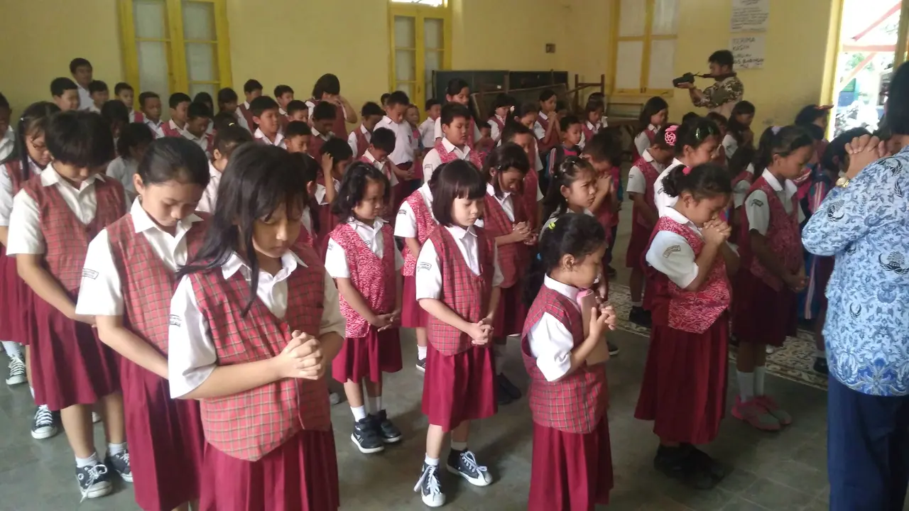 Cerita Dari SDN Pengampon Cirebon Dapat Julukan Sekolah Pluralis