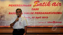 GM AP II Halim Perdanakusuma, Iwan Krishadianto memberikan sambutan saat peresmian beroperasinya Batik Air di Bandara Halim Perdanakusuma, Jakarta, Kamis (2/4/2015). (Liputan6.com/Yoppy Renato)