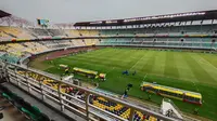 Suasana Stadion Gelora Bung Tomo, Surabaya menjelang laga Timnas Indonesia kontra Maroko pada matchday ketiga Grup A Piala Dunia U-17 2023, Kamis (16/11/2023). (Bola.com/Muhammad Adi Yaksa)