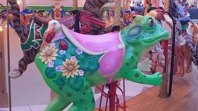 6 Potret Wahana di Pasar Malam Ini Nyeleneh Banget, Kocak