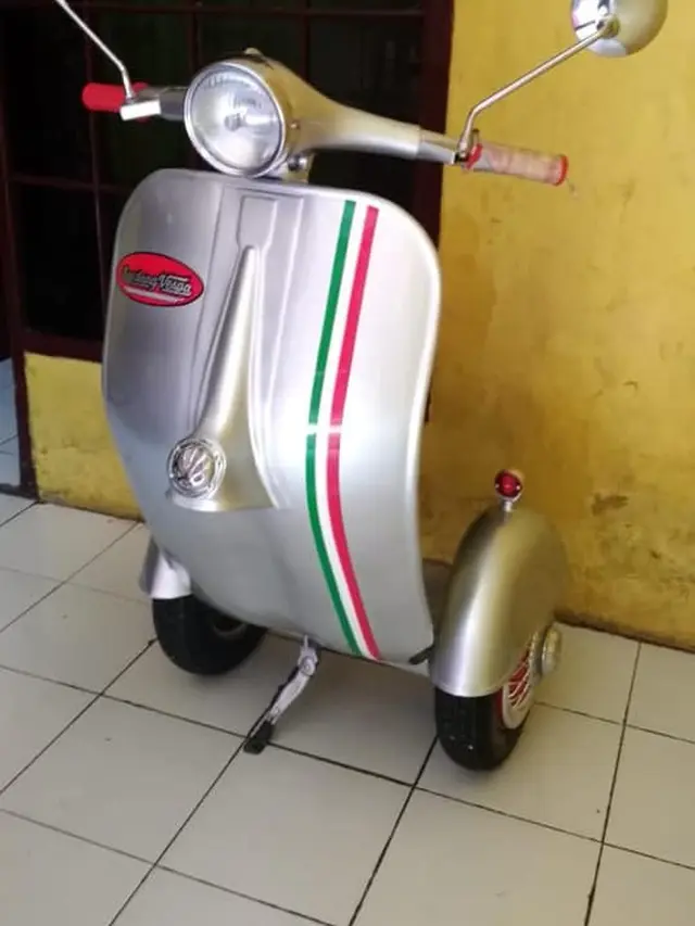 Viral Video Vespa Segway Elektrik Bikinan Sendiri, Pria Ini Banjir Pujian