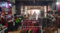Sejumlah Pedagang di Pasar Segar Cinere kedapatan masih berjualan pada pemberlakukan PPKM Darurat di Kota Depok (Istimewa)