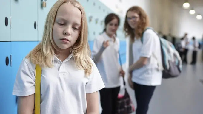 Editor Says: Pilih-pilih Berteman, Baik Nggak Sih?