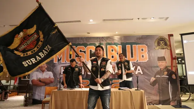Indra Irawan Rimba terpilih aklamasi sebagai Ketua Harley Davidson Club Indonesia (HDCI)  Surabaya dalam Musyawarah Cabang Luar Biasa. (Dian Kurniawan/Liputan6.com).