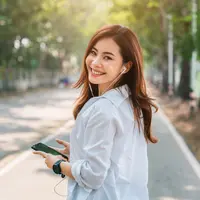 ilustrasi perempuan bahagia/copyright by Tong_stocker (Shutterstock)