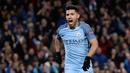 Penyerang Manchester City, Sergio Aguero melakukan selebrasi usai mencetak gol ke gawang AS Monaco pada Leg pertama 16 besar Liga Champions di stadion Etihad, Inggris (22/2). Aguero mencetak dua gol di pertandingan ini. (AFP Photo / Oli Scarff)