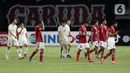 Pemain Timnas Indonesia U-19 berjalan meninggalkan lapangan usai melawan Thailand U-19 pada lanjutan penyisihan grup A Piala AFF U-19 2022 di Stadion Patriot Candrabhaga, Bekasi, Jawa Barat, Rabu (6/7/2022). Timnas Indonesia U-19 harus puas dengan hasil imbang 0-0. (Liputan6.com/Helmi Fithriansyah)