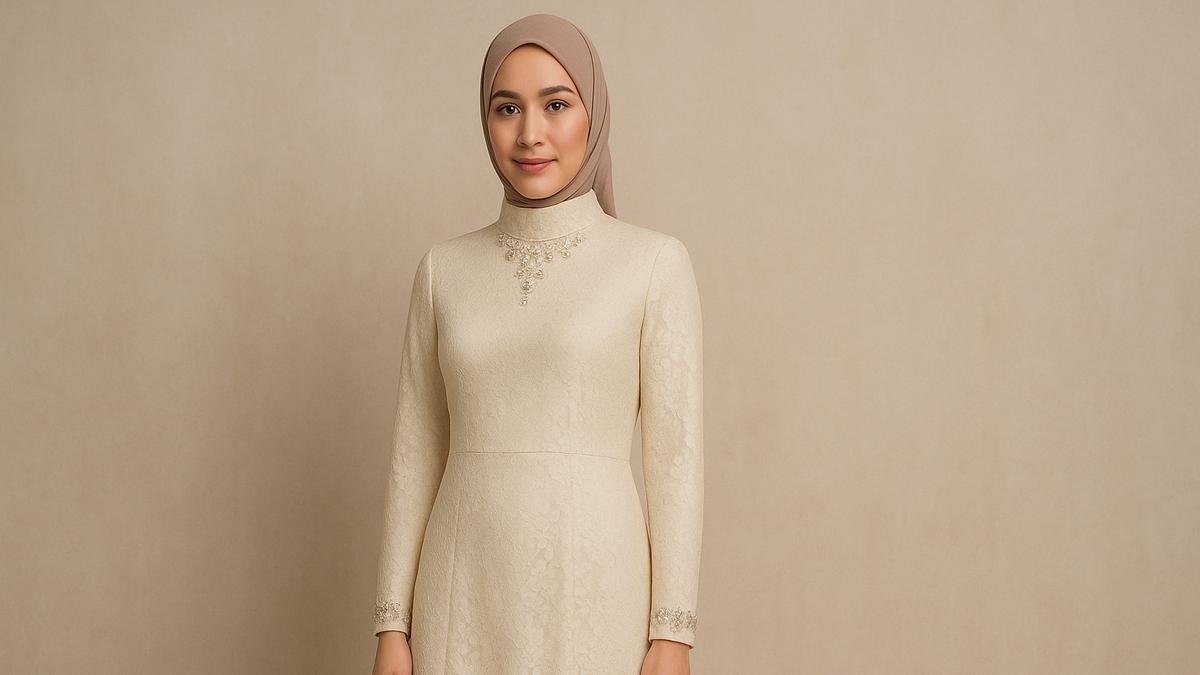Intip 8 Gamis Brokat Paling Favorit di Tahun 2025: Rahasia Tampil Ramping dan Warna yang Lagi Dicari