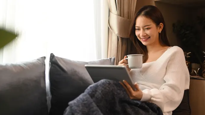 perempuan dan februari baca buku