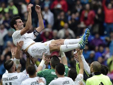 Mantan pemain Real Madrid, Alvaro Arbeloa memutuskan pensiun dari dunia sepak bola setelah gagal bersinar bersama klub Premier League, West Ham United.  (AFP/Javier Soriano)