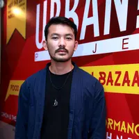 Tampang cool ala Rio Dewanto saat preskon Urbanism Project (M. Akrom Sukarya/bintang.com)