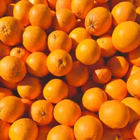 Banyak buah jeruk. (Foto: Unsplash/Jen Gunter)