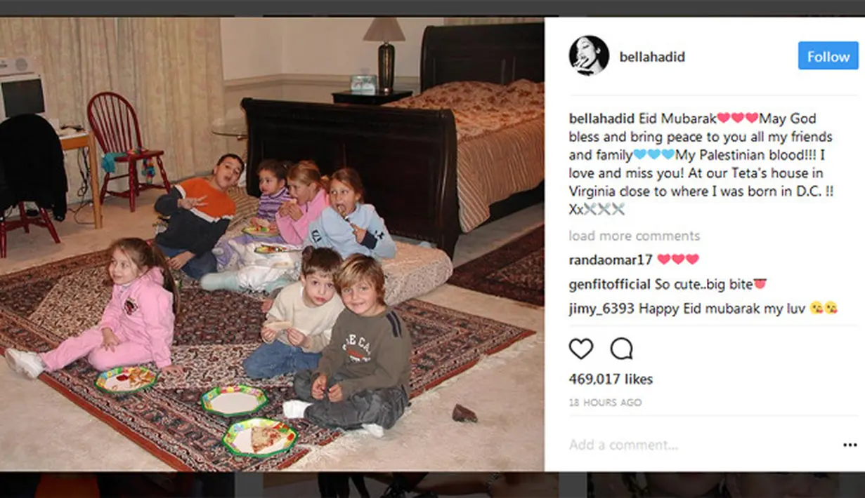 Bella memberikan ucapan selamat berlebaran kepada teman-teman dan saudaranya yang merayakannya. Ia menuliskan ucapan tersebut di caption foto yang diunggahnya di Instagram. (Instagram/Bellahadid)