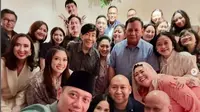 Anak 8 Presiden RI Kumpul di Ultah Didit Hediprasetyo, Disebut Bikin Haru dan Dipersatukan Bulan Ramadan.&nbsp; foto; (dok.Instagram @agusyudhoyono/https://www.instagram.com/p/DHiBmaCSVyV/Henry)