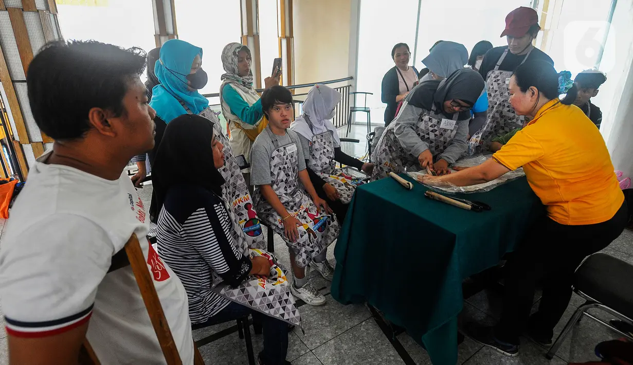 Kegiatan ini diinisiasi oleh ABK UMKM yang berada di bawah naungan Yayasan Griya Bina Karya ABK. (merdeka.com/Arie Basuki)