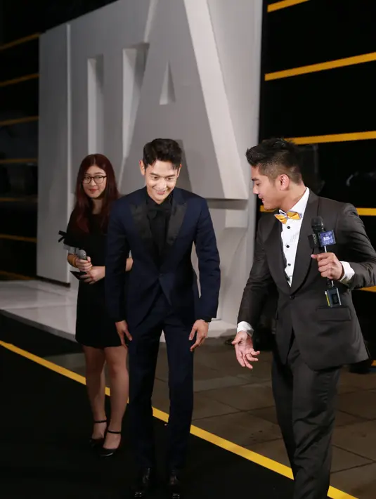 "Sekali lagi saya ucapkan saya akan kembali dengan penampilan yang lebih baik. Terima kasih semuanya, saya akan balik lagi ke sini. Terima kasih, aku cinta semua," tuturnya mengakhiri. (Adrian Putra/Bintang.com)