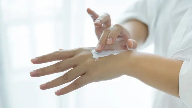 Cara Merawat Kuku agar Tidak Mudah Patah dan Kusam - 1