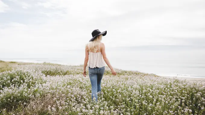 Ilustrasi Relatioship Female