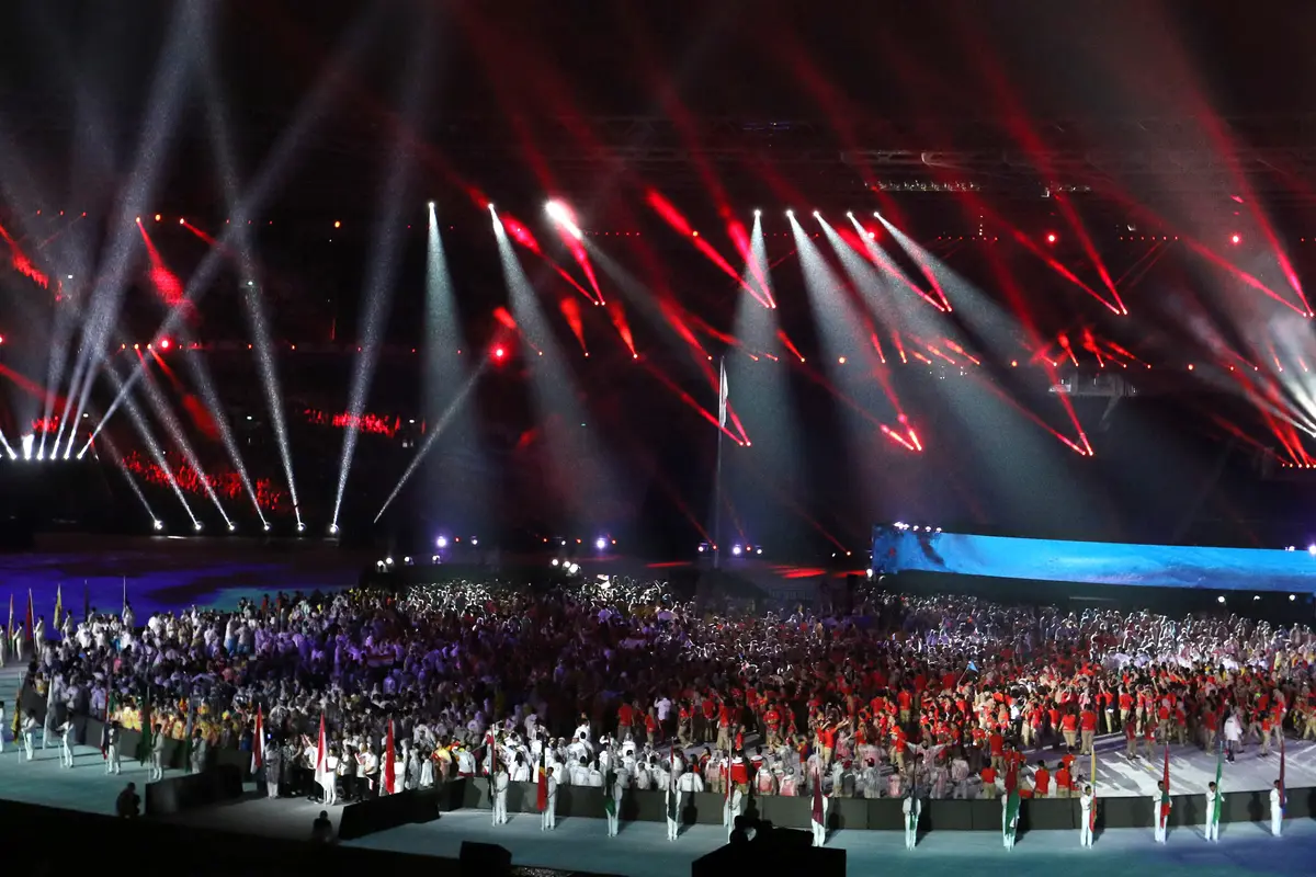 Parade Atlet Asian Games 2018 Pakai Jas Hujan