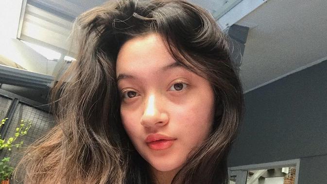 6 Potret Megan Domani Pamer Muka Bantal, Menawan Meski Baru Bangun Tidur (sumber: Instagram.com/megandomani1410)