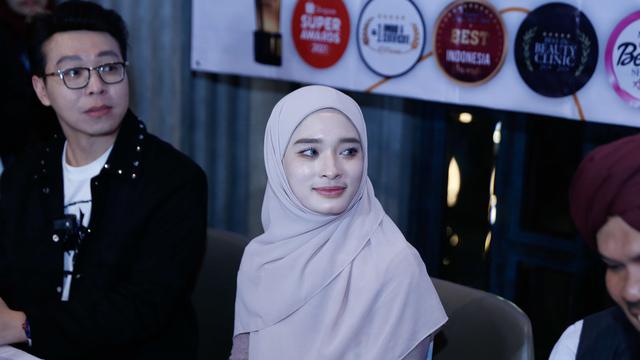 Inara Rusli lepas cadar