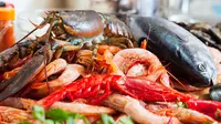 Penderita asam urat tetap bisa mengomsumsi makanan laut dengan jenis tertentu dan tidak berlebihan. (Foto: Freepik/bearfotos)