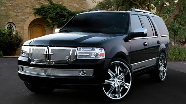 mobil-sepakbola-4-defoe-140207b.jpg