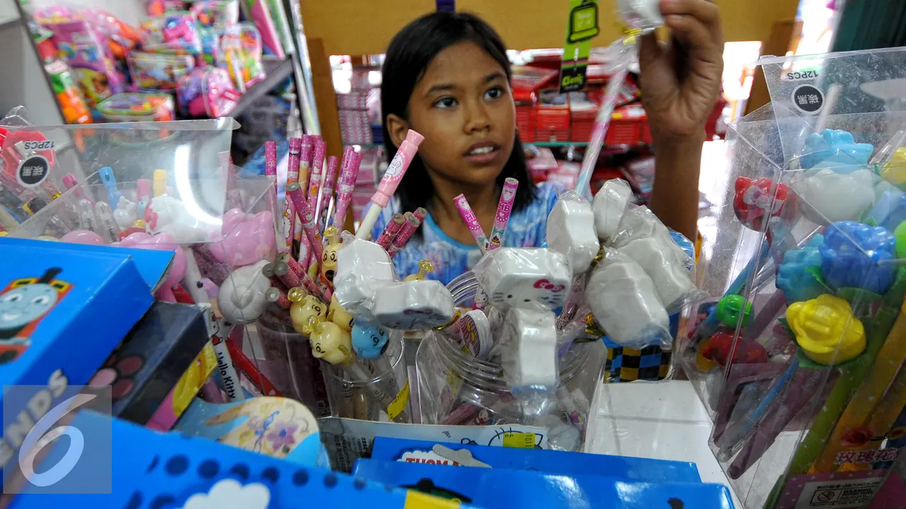 20150726-Penjualan Buku Tulis-Depok