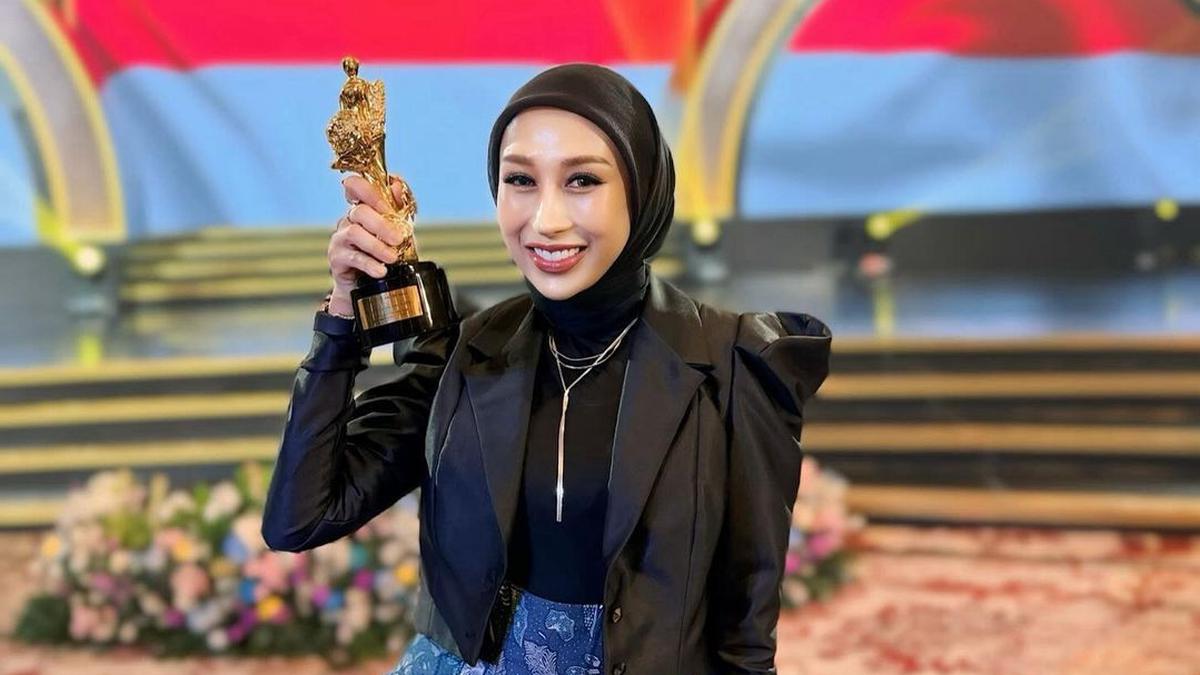Catatan Reza Gladys Setelah Menang RA Kartini Award 2024: Ilmu ...