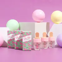 Sedang berkembang tren serum bibir dalam bentuk lip gloss yang membantu mengatasi masalah bibir hitam (Foto: Glow Factor)