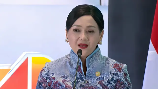 Ketua Dewan Komisioner OJK Friderica Widyasari Dewi saat Investment Forum 2026, di Main Hall BEI, Jakarta, Rabu (15/7/2026). (Liputan6.com/Tira Santia)