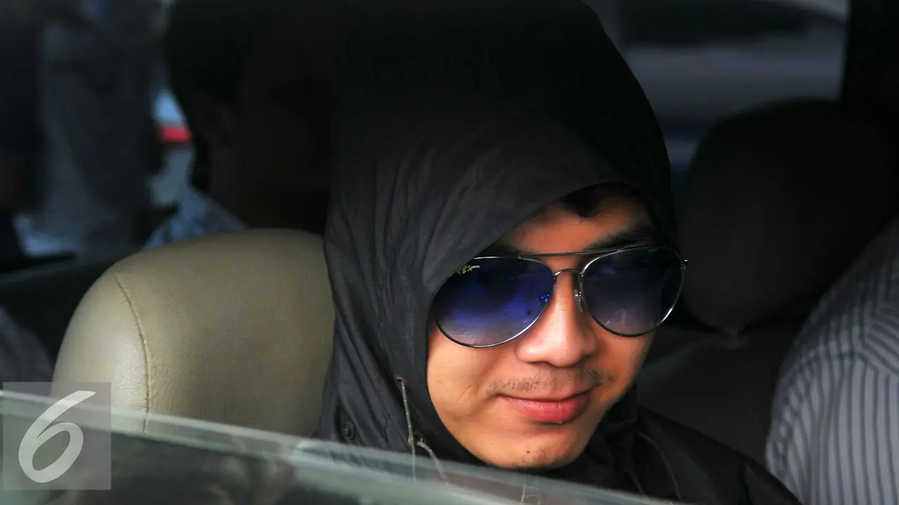 AW, Korban Saipul Jamil