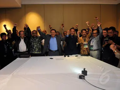Tujuh organisasi pengacara dan Koalisi LSM menolak RUU Advokat yang sedang dibahas DPR, Jakarta, Kamis (10/9/14). (Liputan6.com/Johan Tallo)