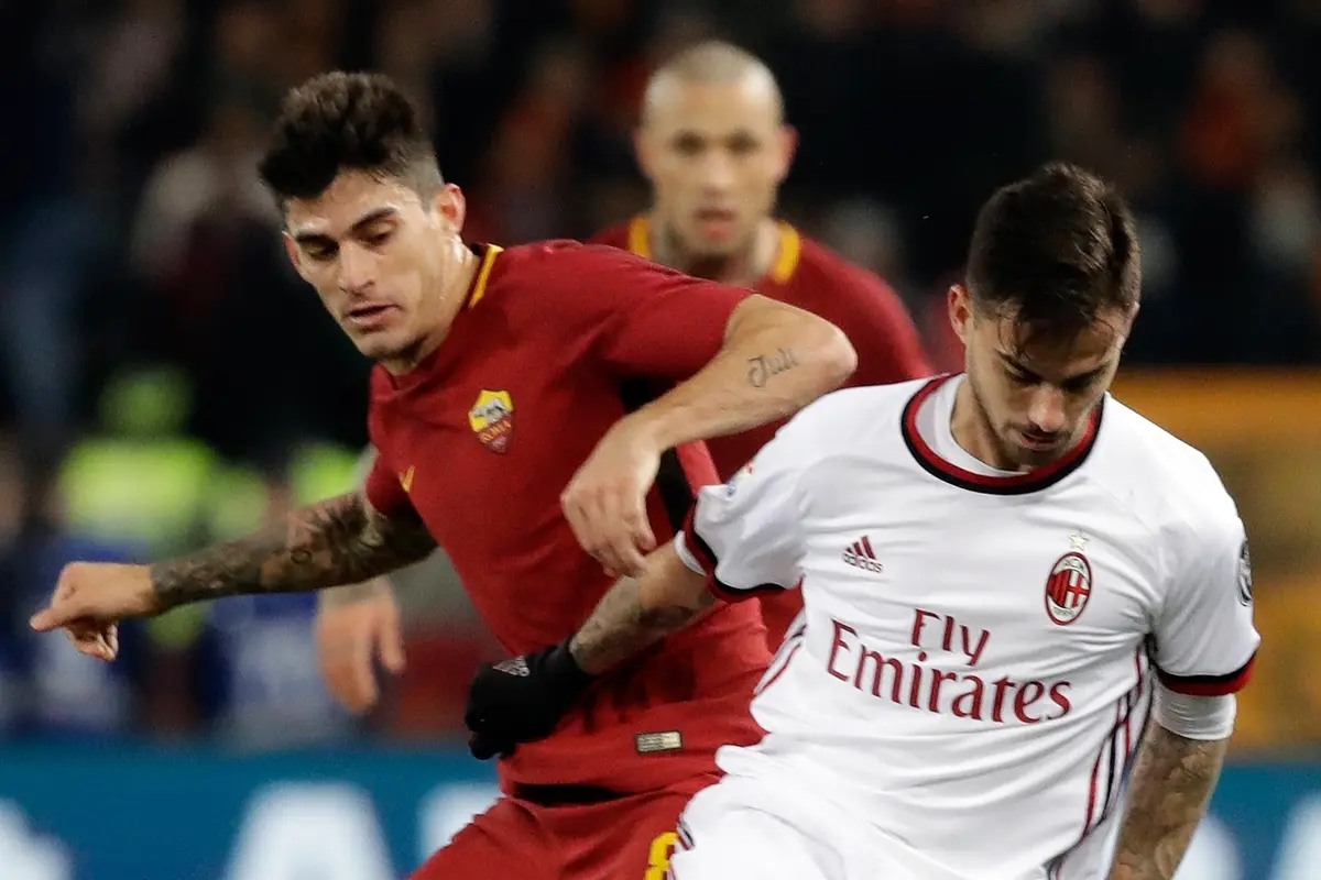 AC Milan Permalukan AS Roma