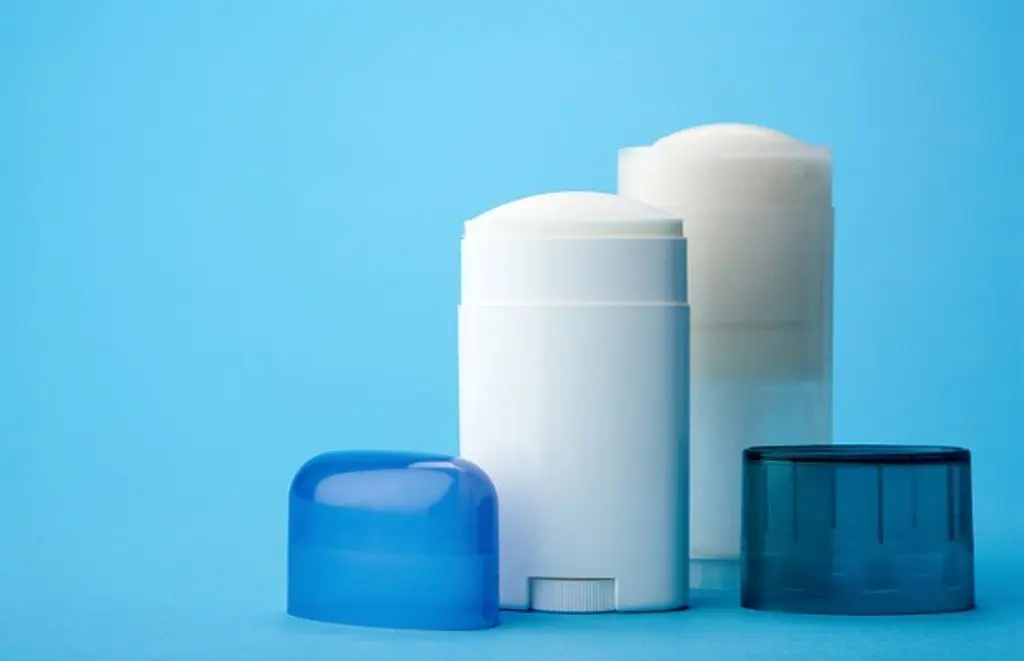 Jangan pernah percaya 5 mitos tentang deodoran ini. (Via: ufprism.com)