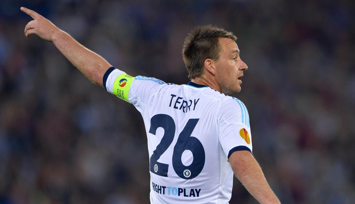 Bek Tengah - John Terry. (AFP/Fabrice Coffrini)