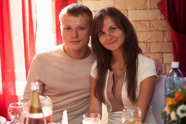 Anna dan Oleg saat masih bersama | Photo: Copyright mirror.co.uk