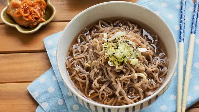 mie dingin korea makguksu buckwheat noodles