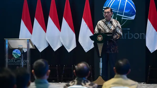 Menko Bidang Kemaritiman dan Investasi RI Luhut B.Pandjaitan saat pembukaan bursa karbon (IDX Carbon), Selasa (26/9/2023). (Foto:BEI)