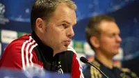 Frank de Boer Ingin Jadi Manajer Liverpool atau Hotspur