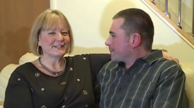 Debbie Moran dan Shaun Coles | Foto: copyright dailydot.com