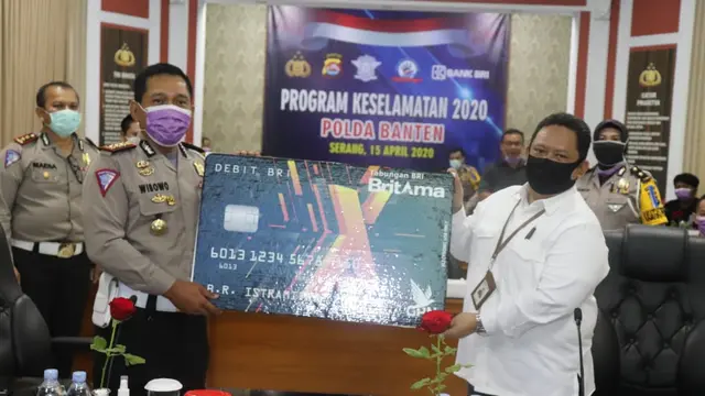 8.317 Supir Dan Ojek Dapat Bantuan Rp 600 Ribu Dari Polda Banten