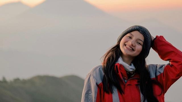 6 Potret Sabrina Anggraini, Dari Puteri Indonesia Hingga Jadi Pembawa Acara Petualang