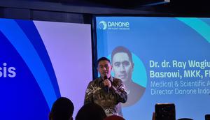 Medical and Scientific Affairs Director Danone Specialized Nutrition Indonesia, Dr. dr. Ray Wagiu Basrowi, MKK, FRSPH dalam acara Danone Specialized Nutrition dengan tema ‘Aksi Nyata untuk Indonesia Lebih Sehat melalui Inovasi Berbasis Sains dan Kolaborasi’, Jakarta Pusat, Kamis (8/1/2026).