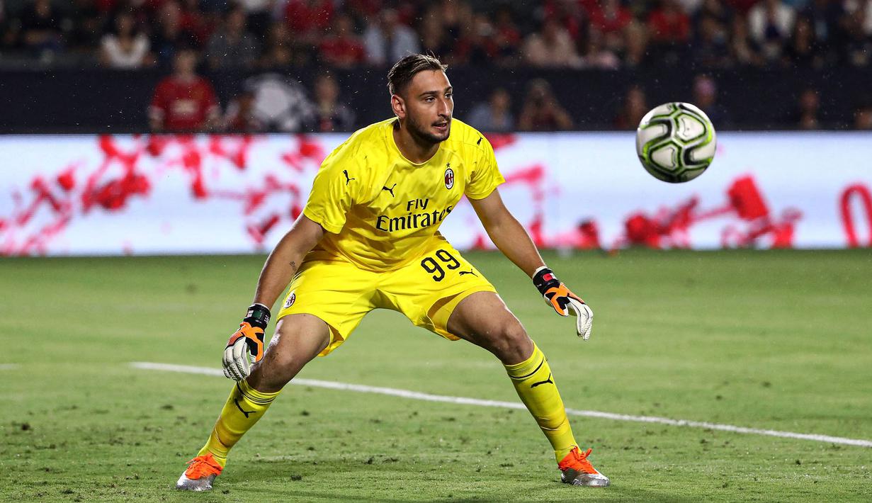 Gianluigi Donnarumma (GK) - Kiper Timnas Itali ini terpilih menjadi penjaga gawang starting eleven pemain berbanderol tinggi di Euro 2020 (Euro 2021). Menurut Transfermarkt, ia memiliki nilai bandrol paling tinggi yaitu 60 juta Euro. (Foto: Getty Images via AFP/Victor Decolongon)