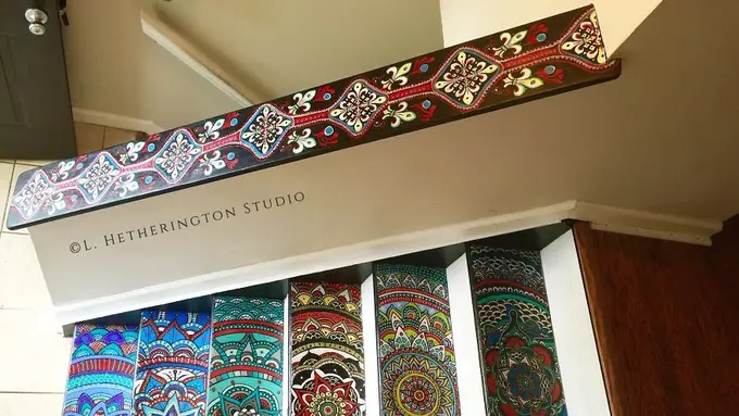 [Bintang] Anak Tangga Motif Mandala yang Bikin Kamu Betah di Rumah