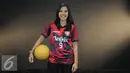 Pemain Jaya Kencana Angels, Maulina Suci berpose usai wawancara di Studio Liputan6.com, Jakarta, Kamis (1/9). Bersama JK Angels, Maulina Suci merasakan gelar juara di ajang Internasional AFF Futsal Club Championship 2016. (Liputan6.com/Helmi Fithriansyah)