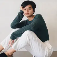 Yuk, tiru gaya Eva Celia yang simpel tapi eksotis banget.