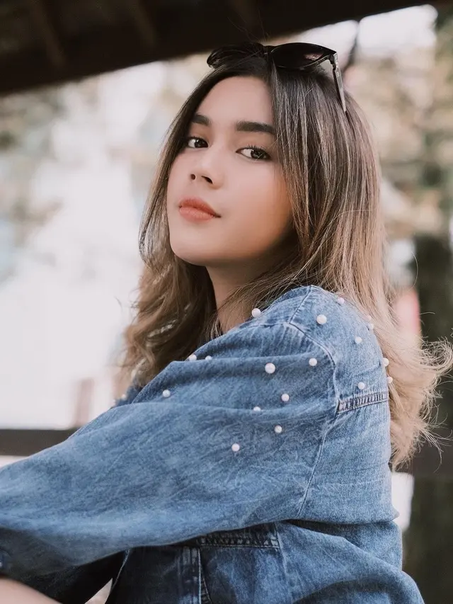 7 Pesona Fay Nabila yang Telah Beranjak Dewasa, Curi Perhatian