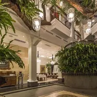 Plataran Menteng jadi tempat pilihan Presiden Jokowi untuk mendeklarasikan calon wakil presiden Ma’ruf Amin. (Foto: Instagram/@platarandining/@jajanbeken)